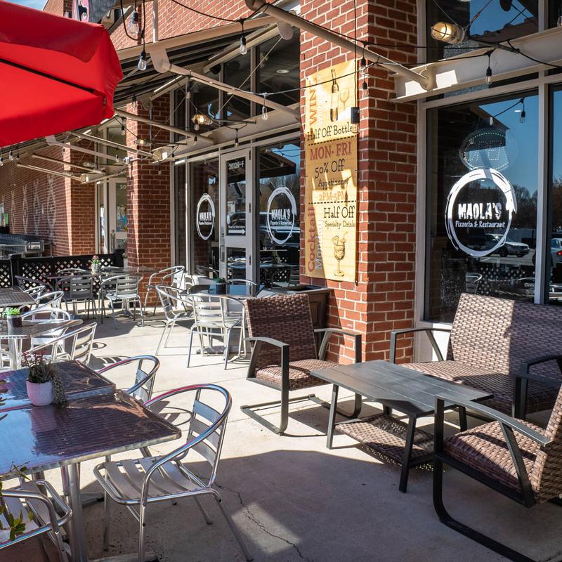Maola's Pizzeria & Restaurant